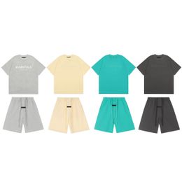 Lightweight Men's Silicone Logo Printed Shorts Elastic Waistband Loose Fit Knee Length Perfect for Hot Weather Workouts Basketball or Casual Hangouts